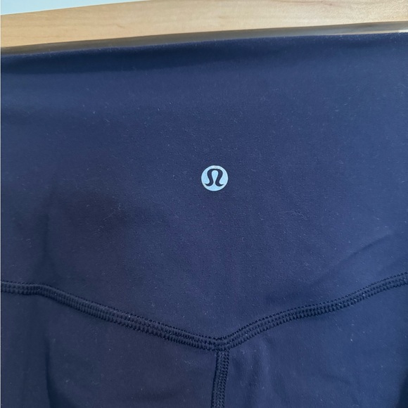Lululemon Leggings - size 4 - Picture 3 of 6